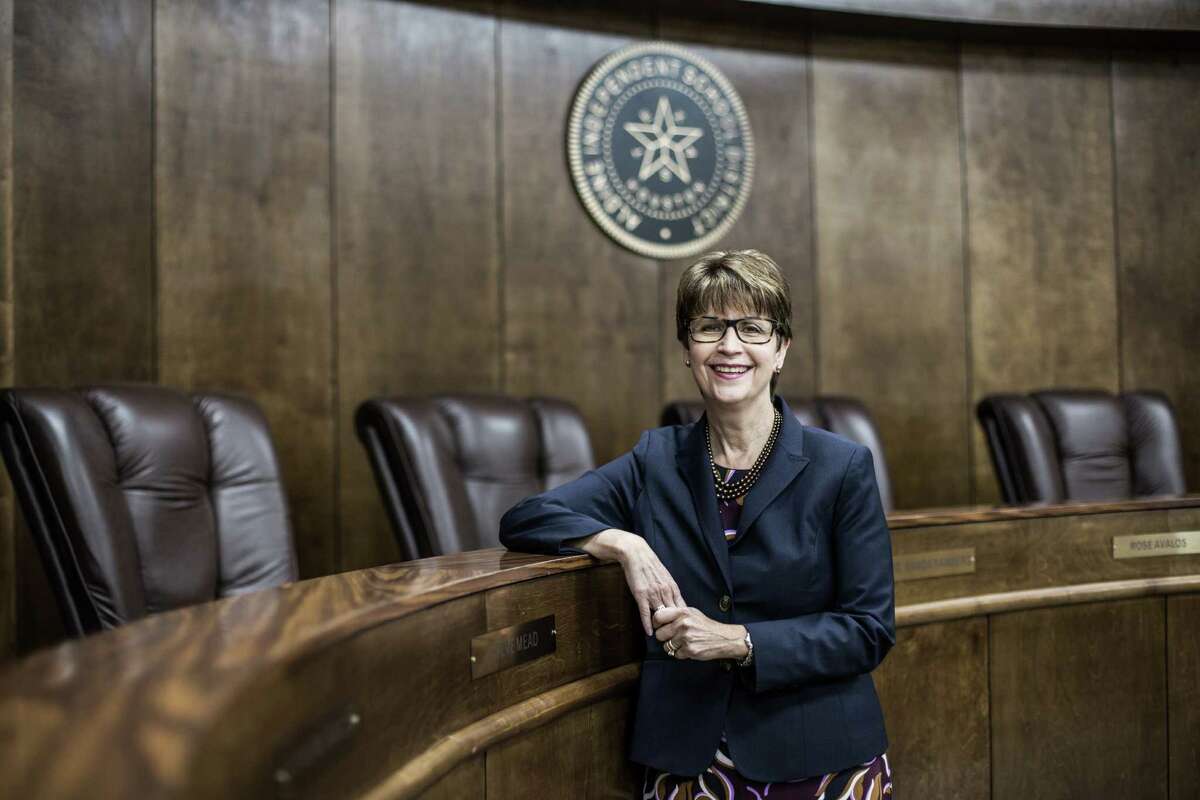 ﻿Wanda Bamberg, who has led the ﻿Aldine Independent School District for almost a decade﻿, said she always felt as though she and other women were treated the same as men throughout the district and in front of the school board. Bamberg is one of only seven women superintendents in the Houston metro area's 39 districts. ﻿