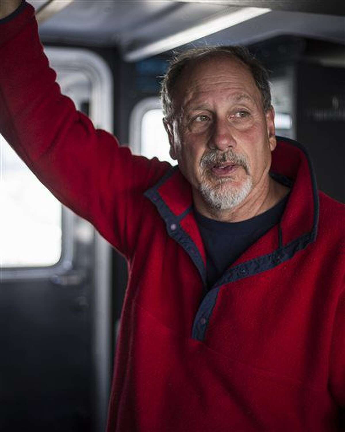 Diving to Yellowstone Lake's underwater world