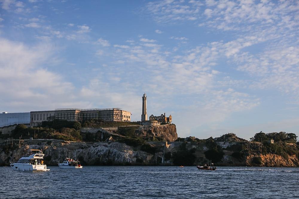 Coast Guard Crews, Good Samaritan Rescue Rafters Near Alcatraz Island
