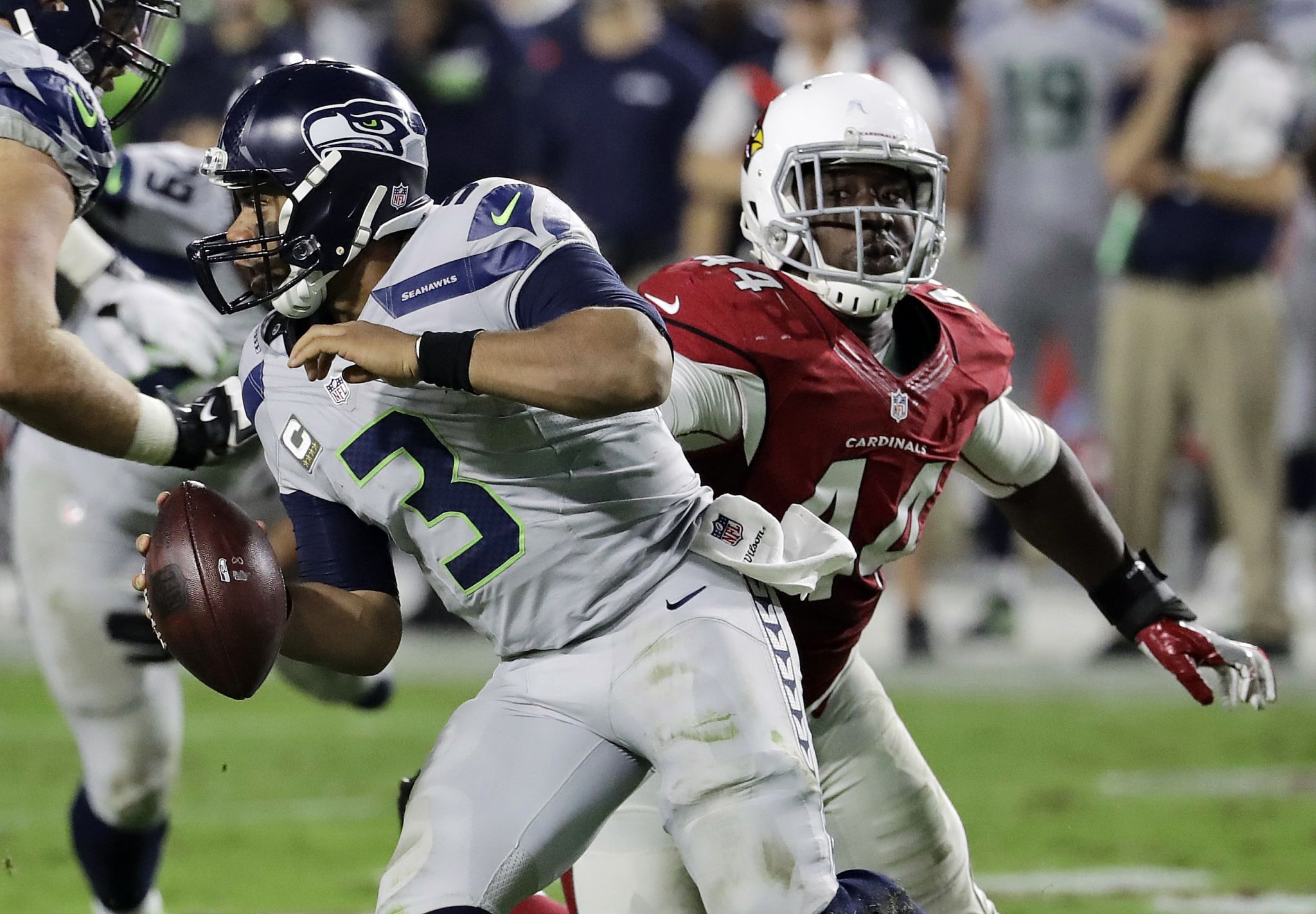 Kickers miss short field goals, Seahawks, Cardinals tie 6-6