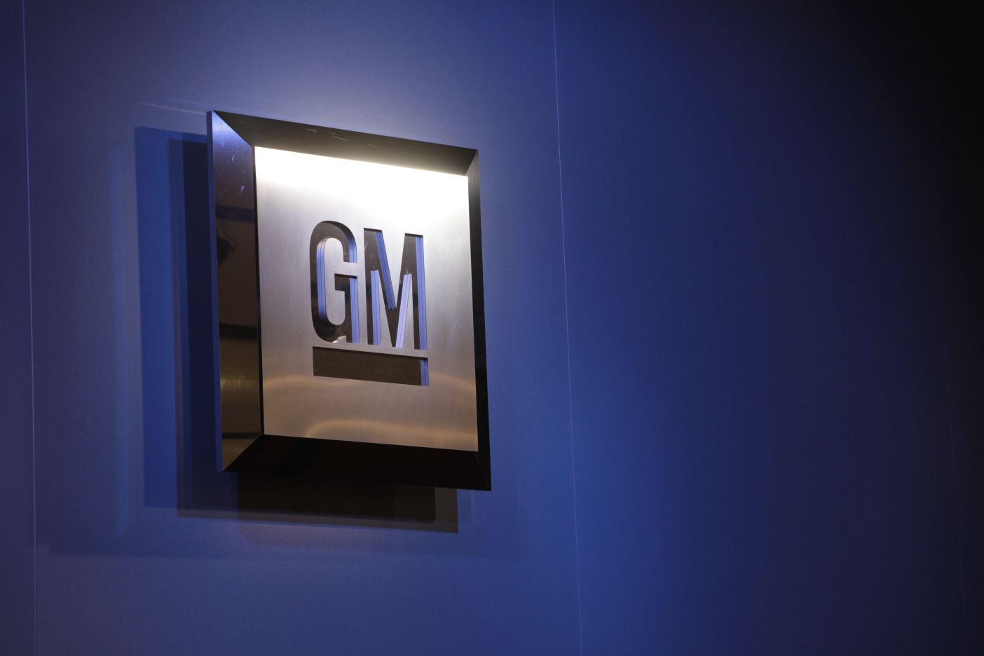 GM Begins Talks To Settle Ignition Switch Lawsuits