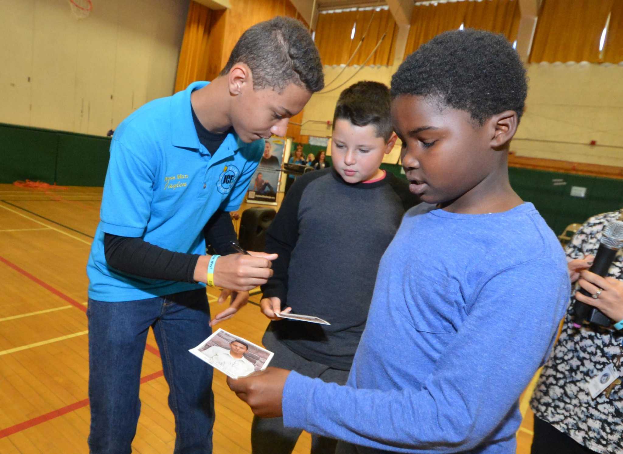 Fox Run students hear anti-bullying message