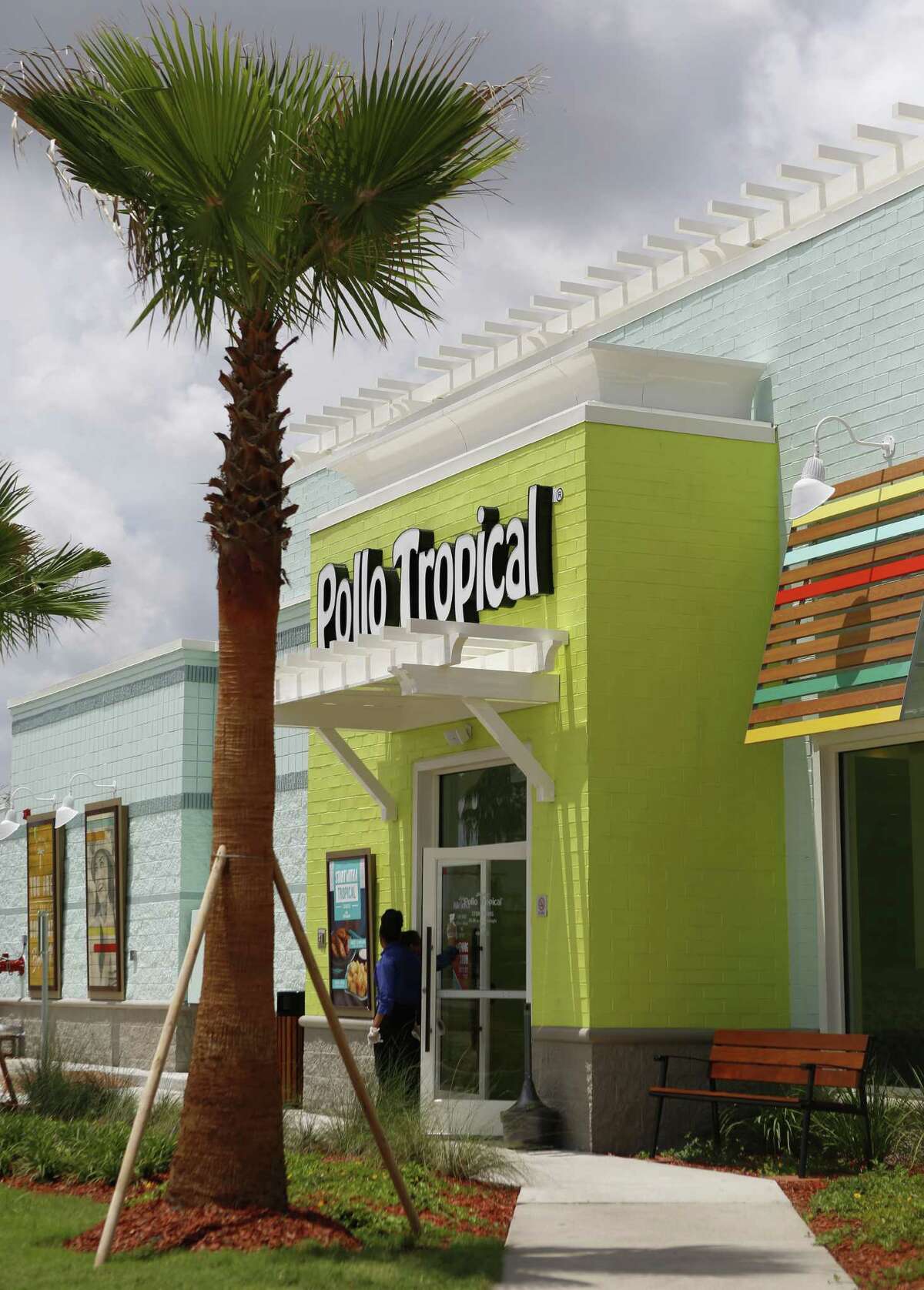 Fiesta Restaurant Group to close 10 Pollo Tropical locations
