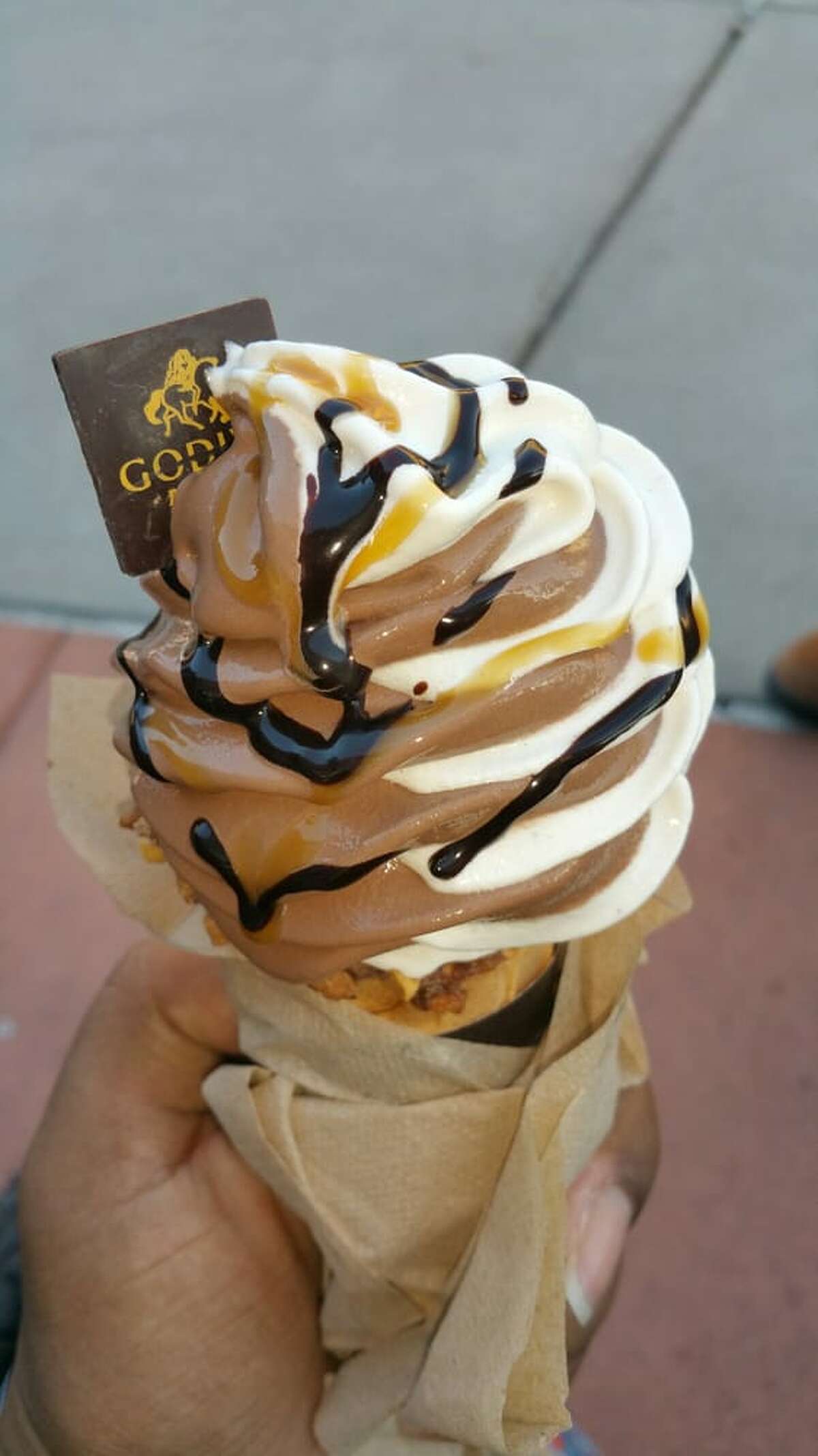 Several Houston restaurants caught in "sticky" rather than "slimy