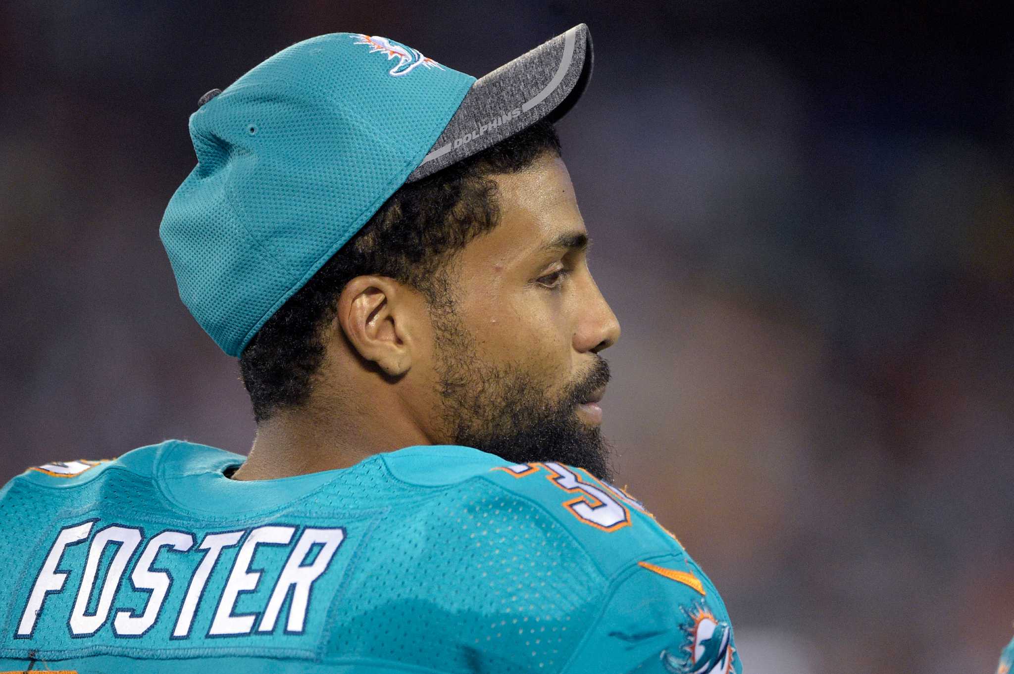 Former Texans star Arian Foster retires from NFL after 8 seasons