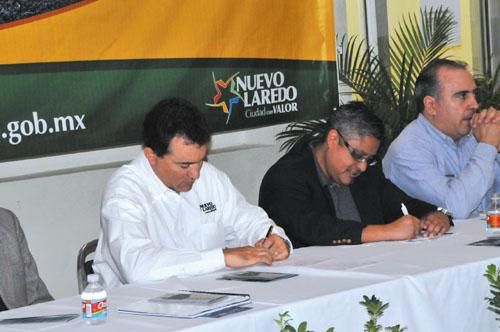 LAQI Valla de jard/ín Decorativa Cadena de pl/ástico Barrera de estacionamiento Barrera de pl/ástico surtida Eslab/ón de Cadena Seguridad 5 Colores