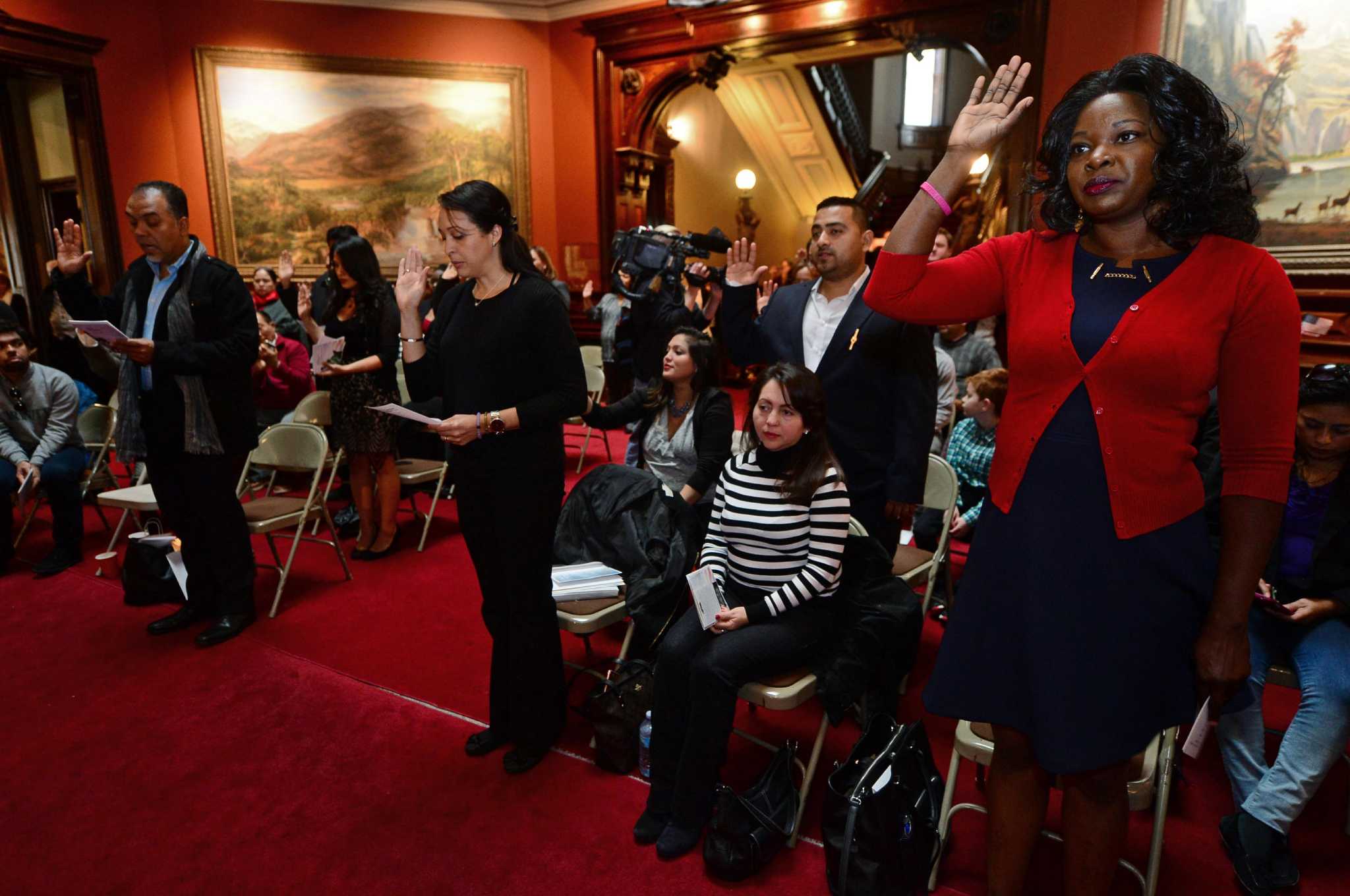 20 Take Oath Of Allegiance At Norwalk Citizenship Ceremony