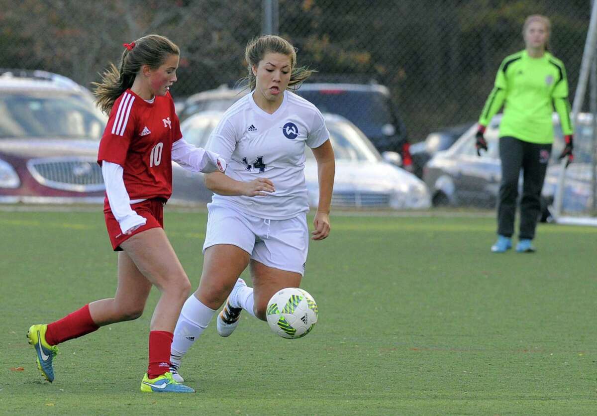 Wilton denies New Canaan FCIAC playoff berth