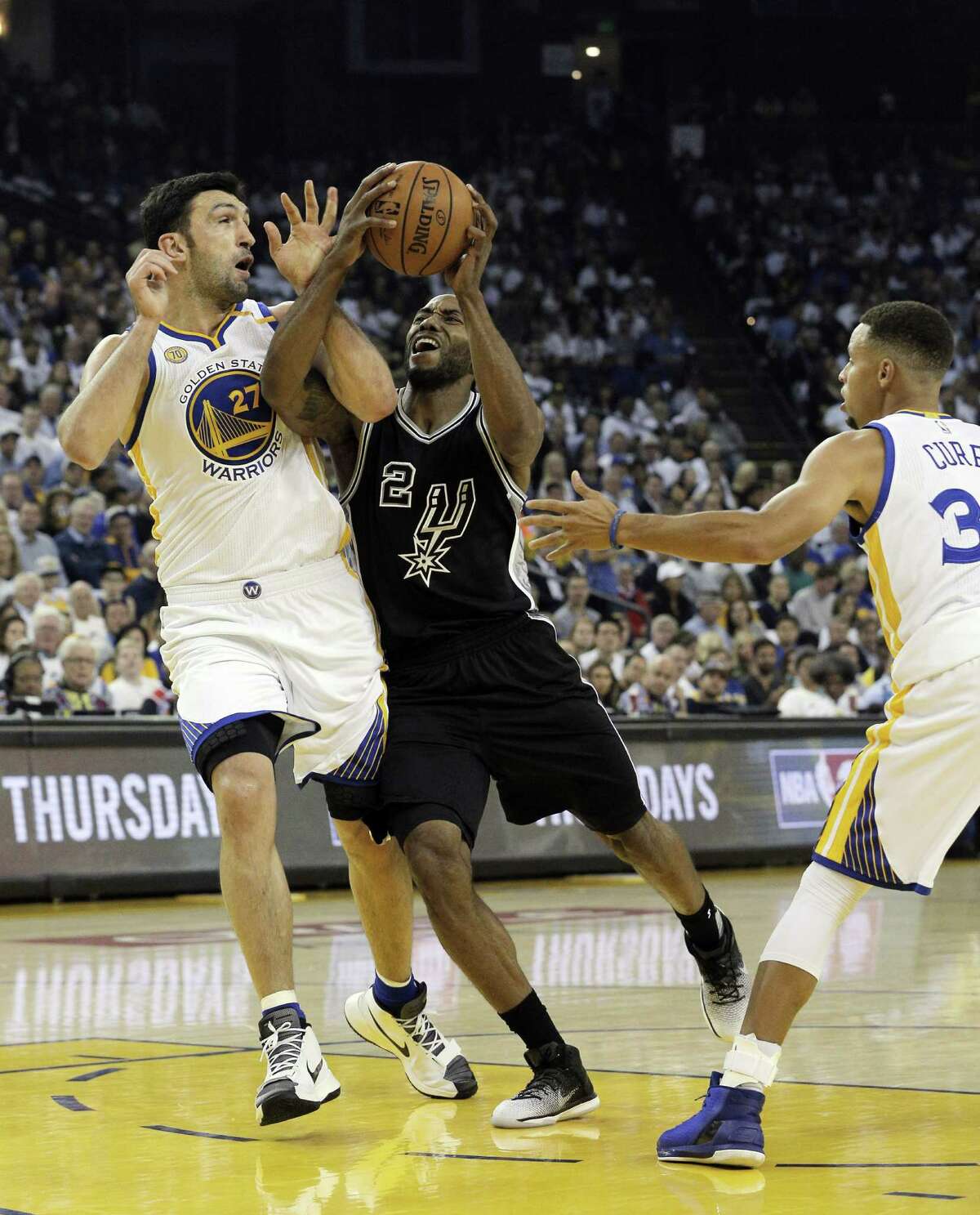 kawhi leonard zaza pachulia