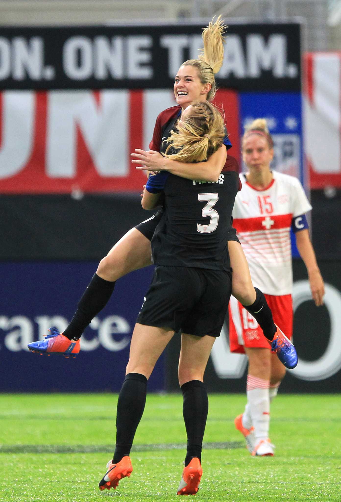 Dash's Kealia Ohai hungry for another run with national team - Houston Chronicle