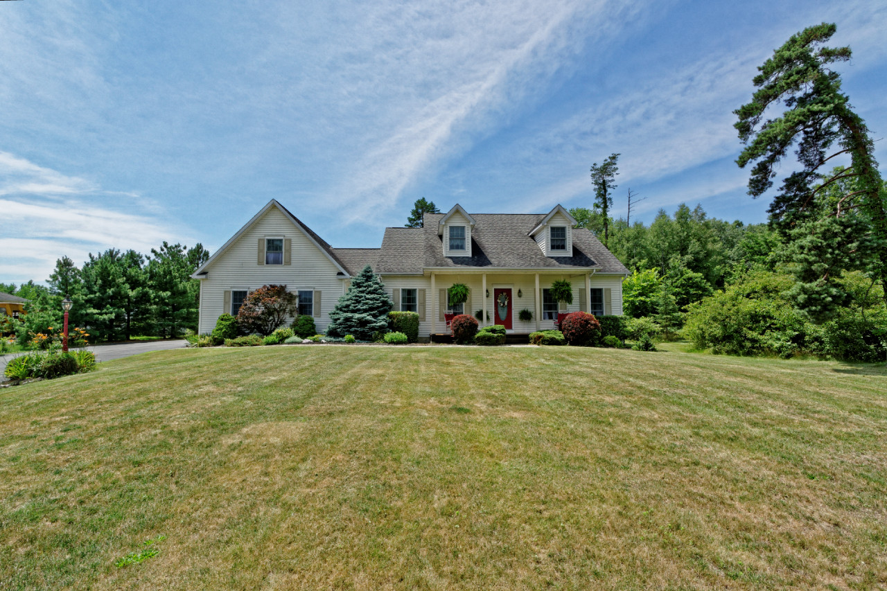 House of the Week: Neo-Colonial in Waterford