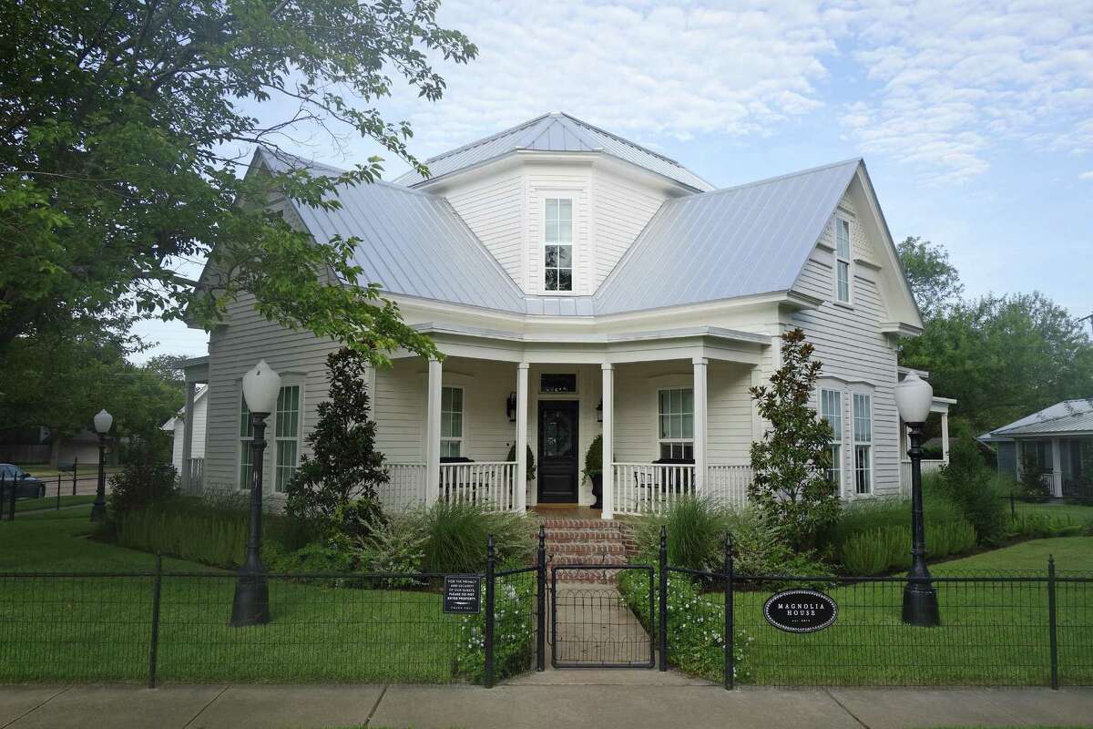 A front view of Magnolia House in McGregor, Texas.