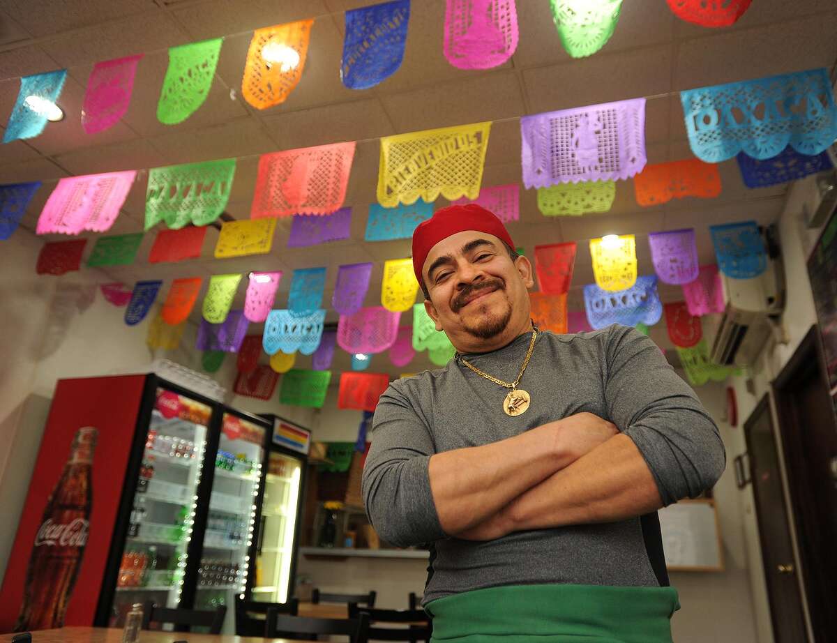 Bridgeport restaurant combines pizza, Mexican food