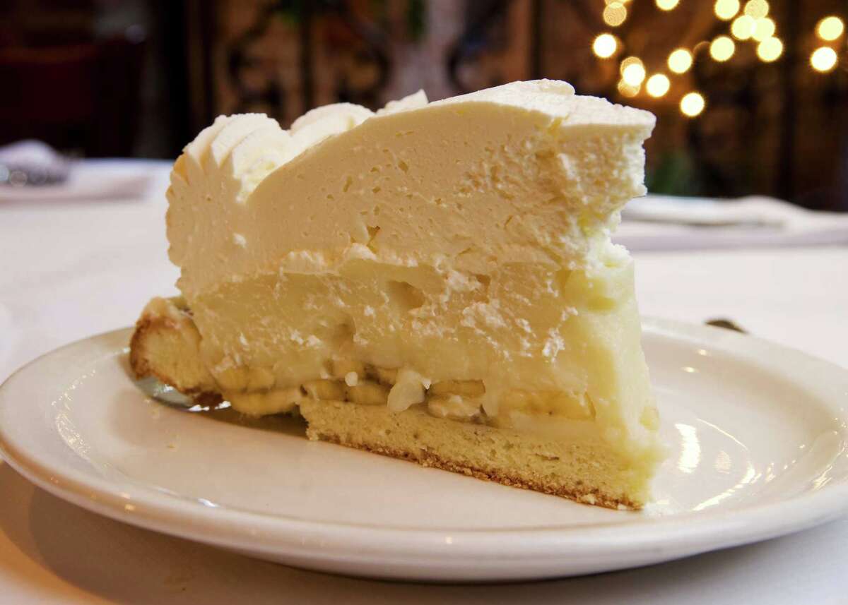 Chef answers your questions about cheesecake crust and banana cream pie