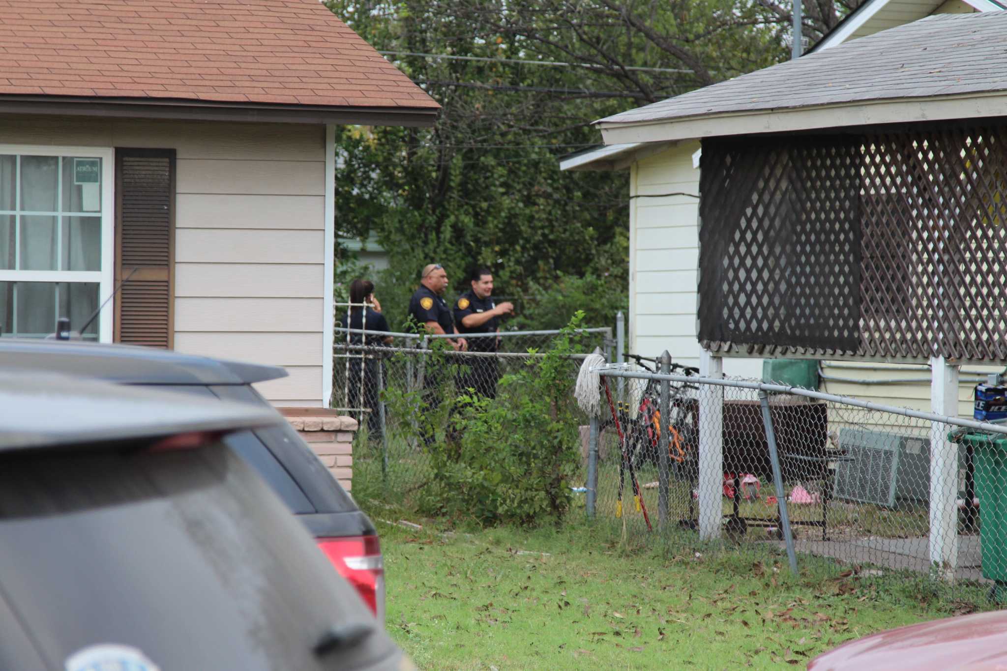 Police search West Side for killer after man's body found in backyard