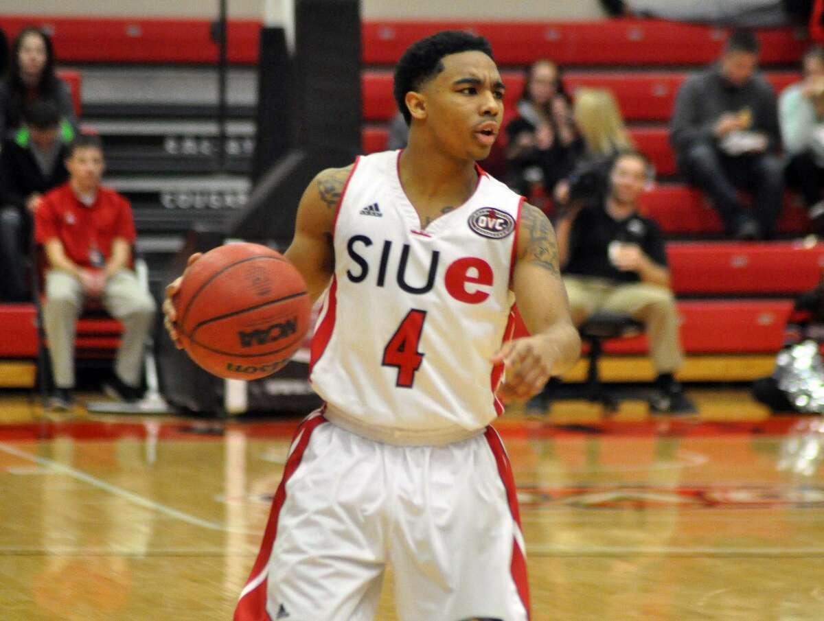 SIUE freshman C.J. Carr looks to pass the ball during Saturday’s Ohio Valley Conference game against Tennessee State at the Vadalabene Center.