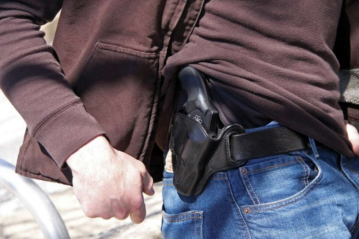 Supreme Court strikes down New York's concealed-carry gun law