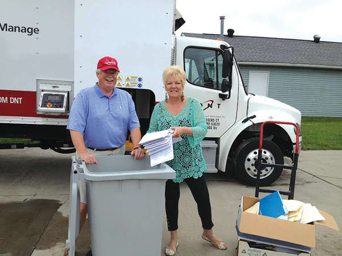 invite community to Shred It!