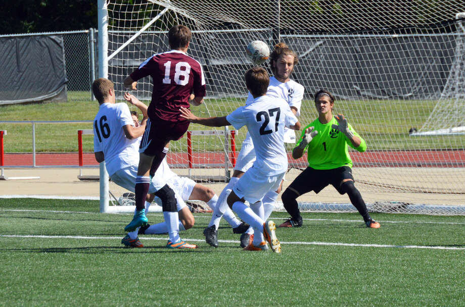 BOYS' SOCCER: Edwardsville gets back on track with win - The