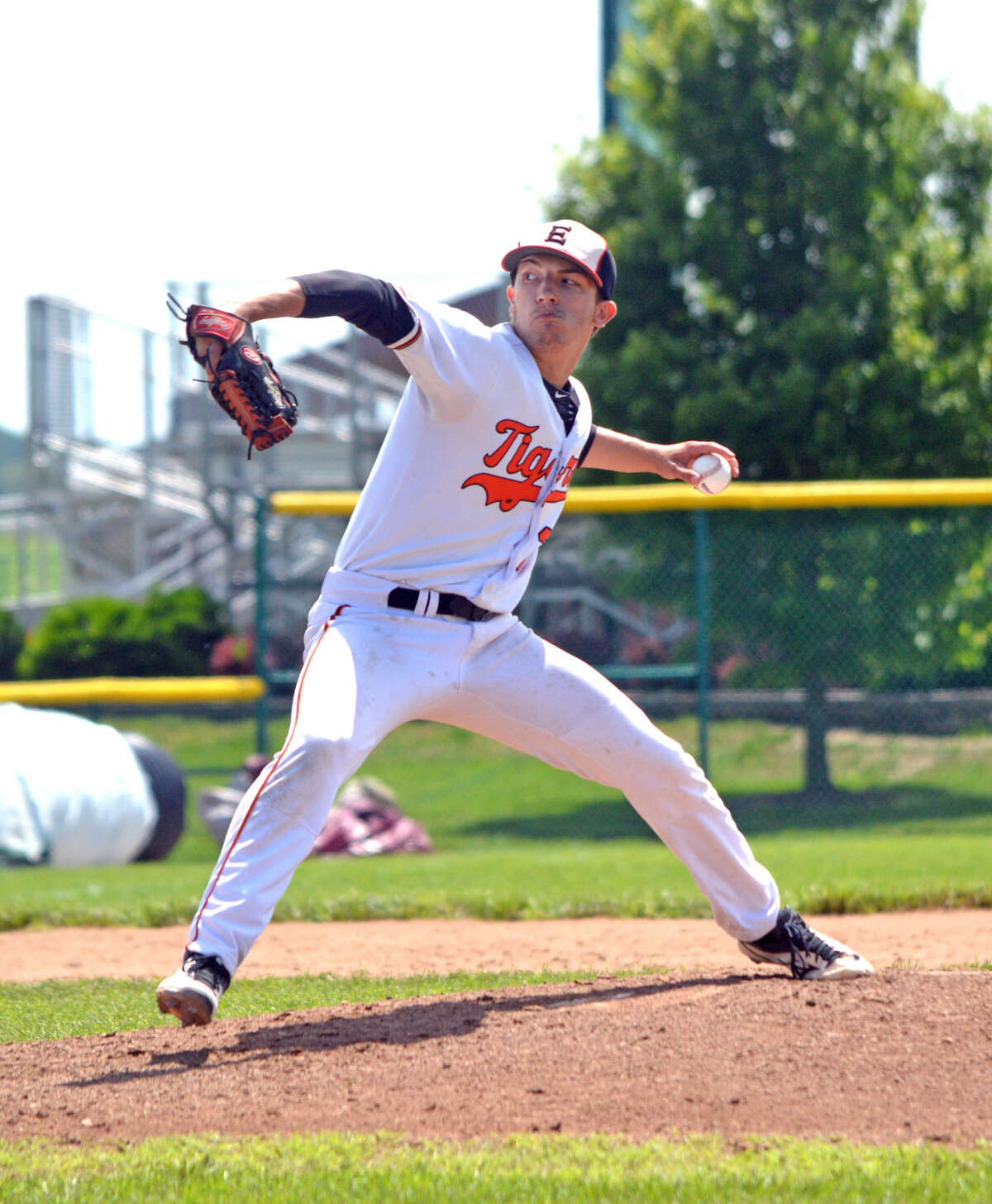 EHS senior Tyler Hosto delivers a pitch in the second inning.