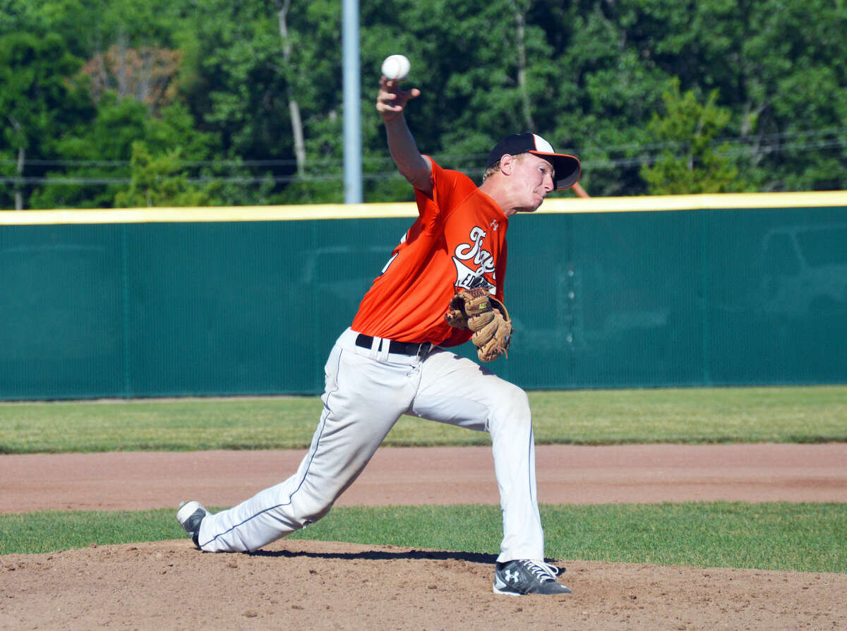Edwardsville starter Andrew Frank delivers a first-inning pitch in the second game of the Mid-America 18U Super 16 tournament at Tom Pile Field on Friday.