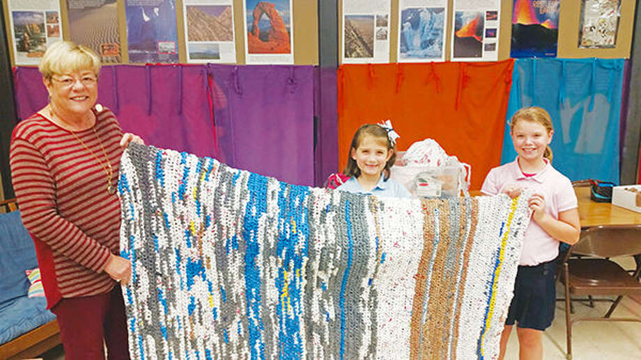 Creating Blankets Out Of Plastic Bags The Edwardsville
