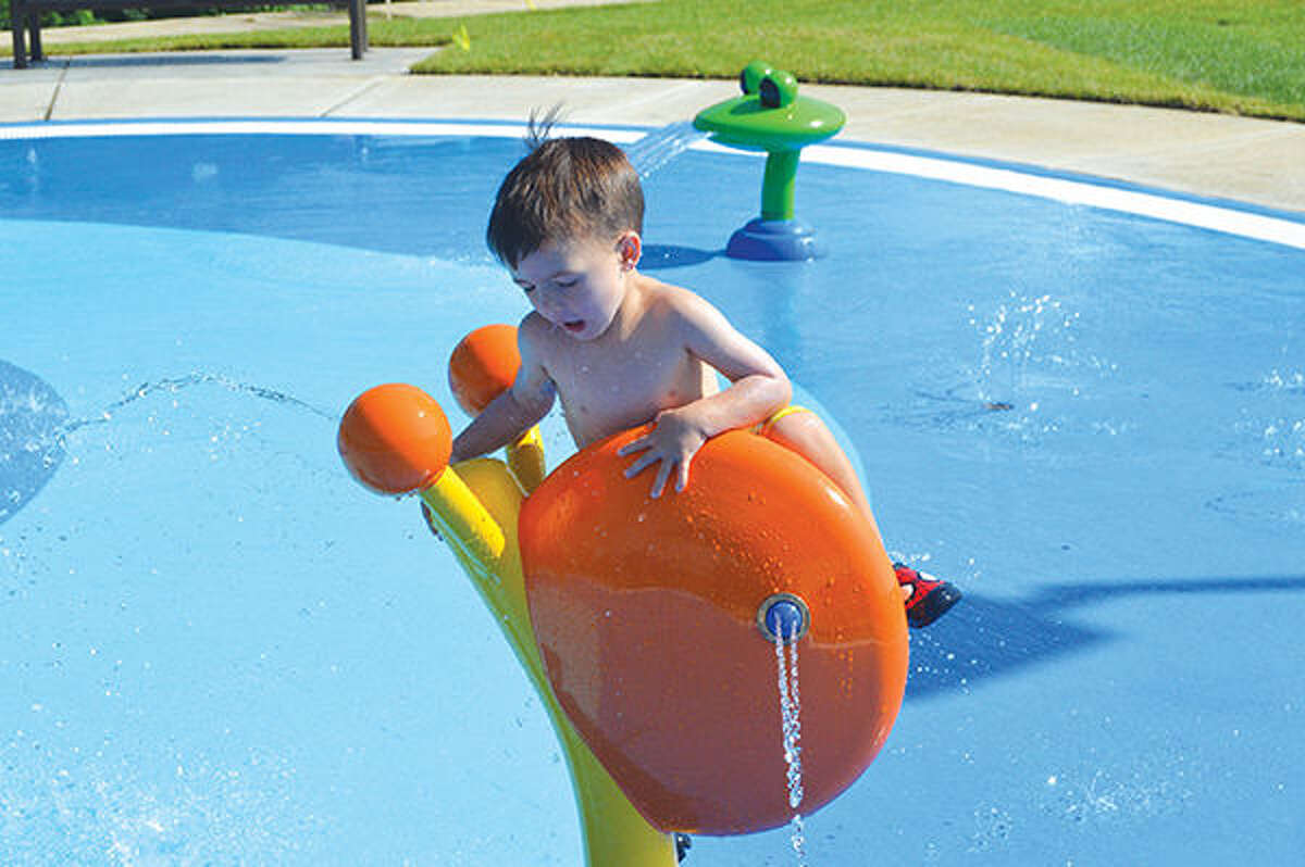 Leon Corlew Park opens with a splash