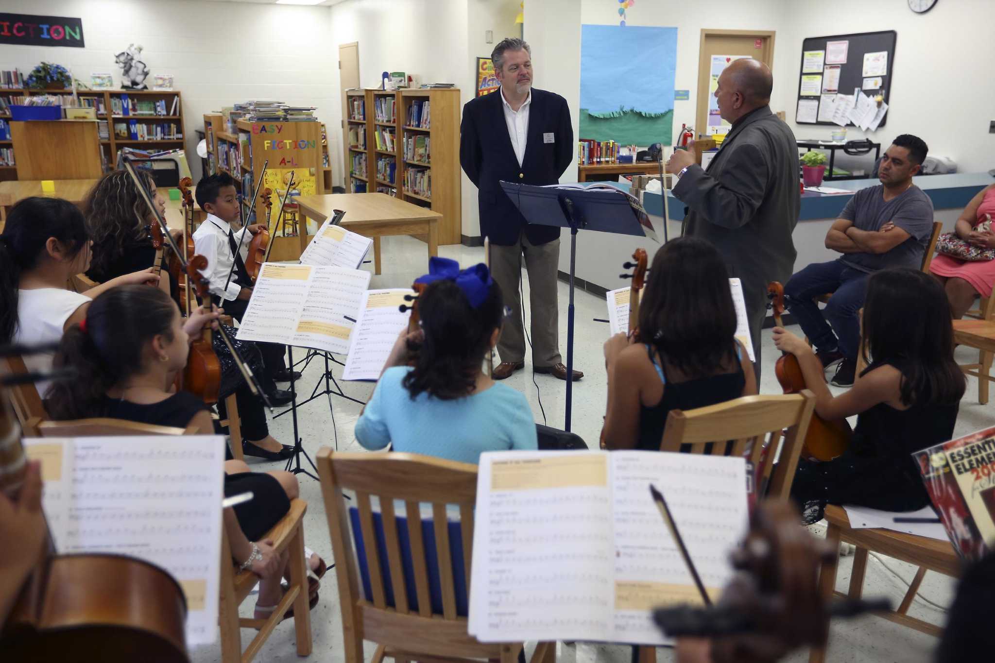 YOSA donates dozens of violins and cellos to San Antonio elementary school