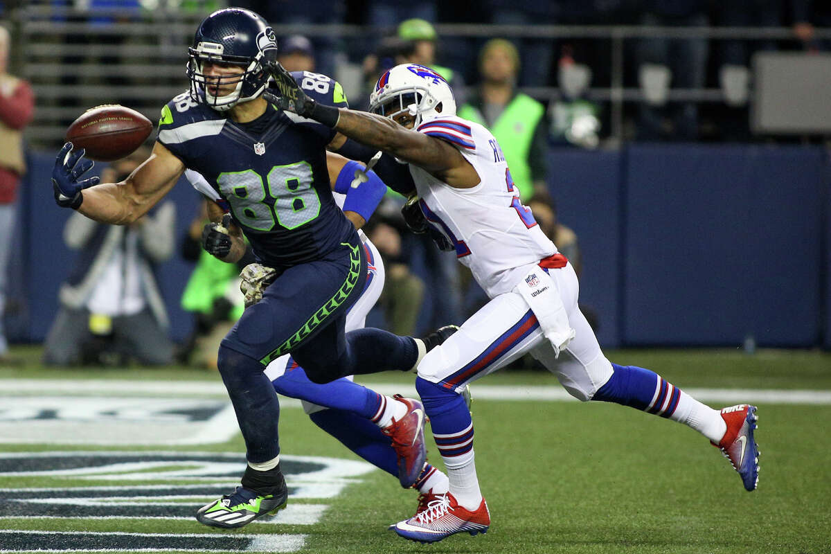 Seattle Seahawks tight end Jimmy Graham grabs catches a touchdown with one hand while being guarded by Buffalo Bills defensive back Nickell Robey-Coleman during the first half of an NFL football game at CenturyLink Field on Nov. 7, 2016.