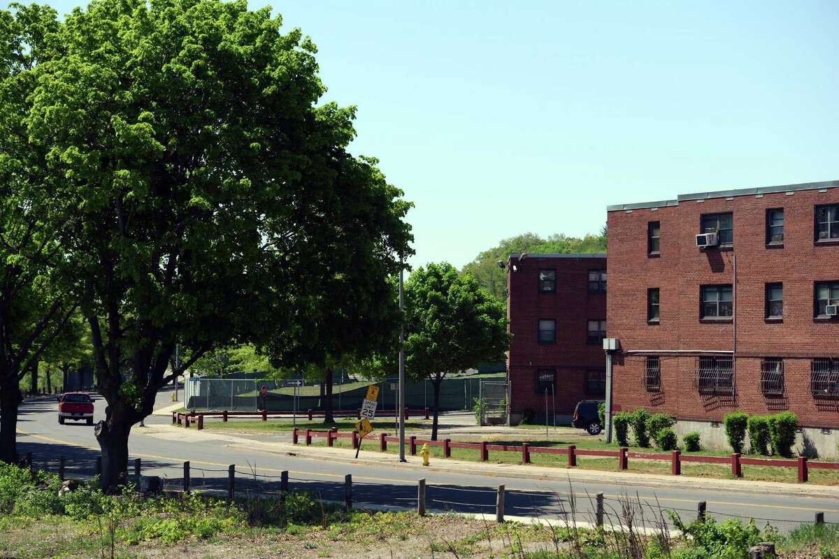 Last of Olson Drive units coming down in Ansonia