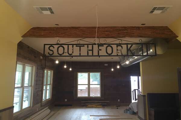 Lucky S Pub Owners To Debut Southern Comfort Food Concept In
