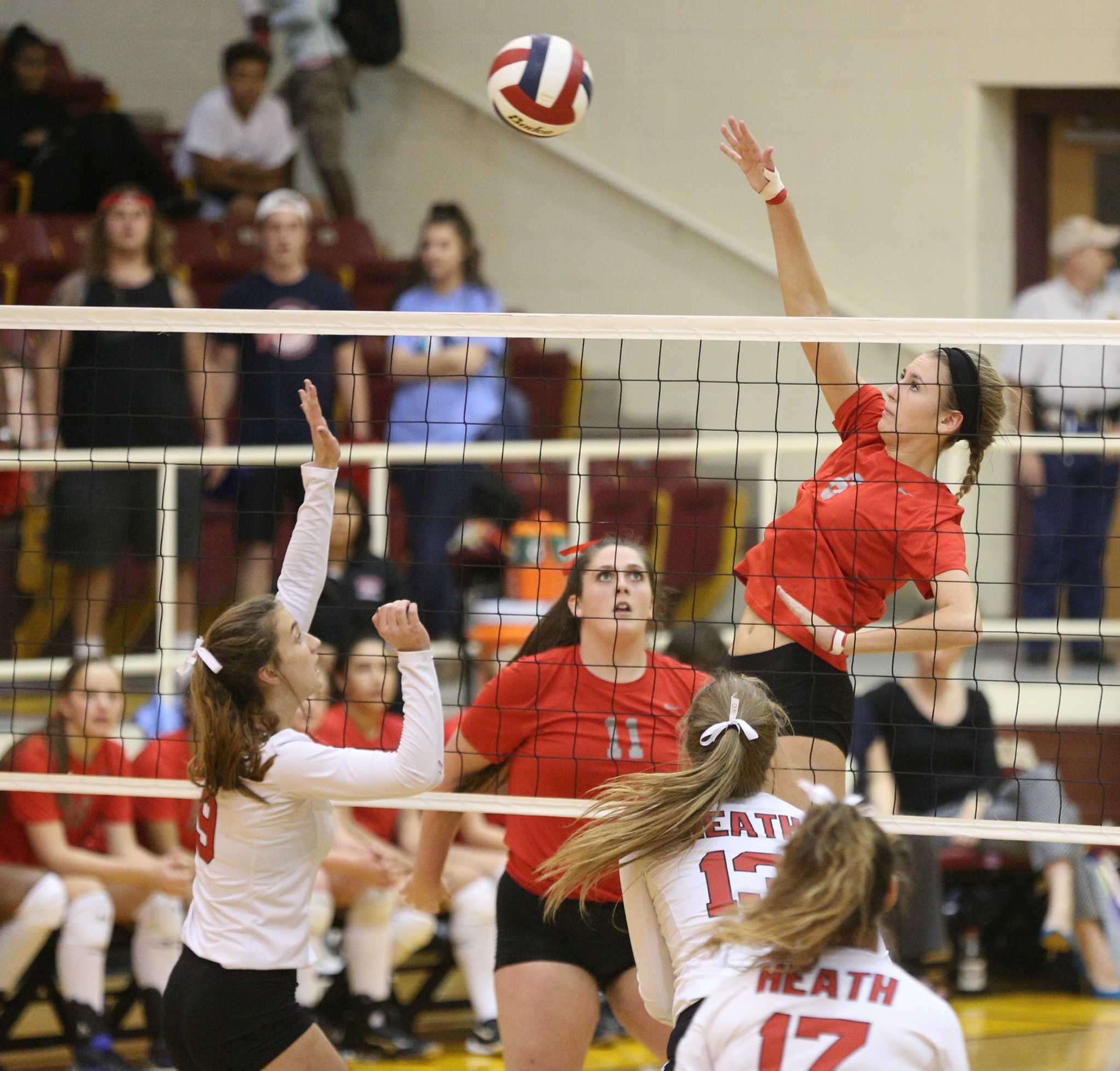 VOLLEYBALL: Oak Ridge survives upset bid by Rockwall Heath