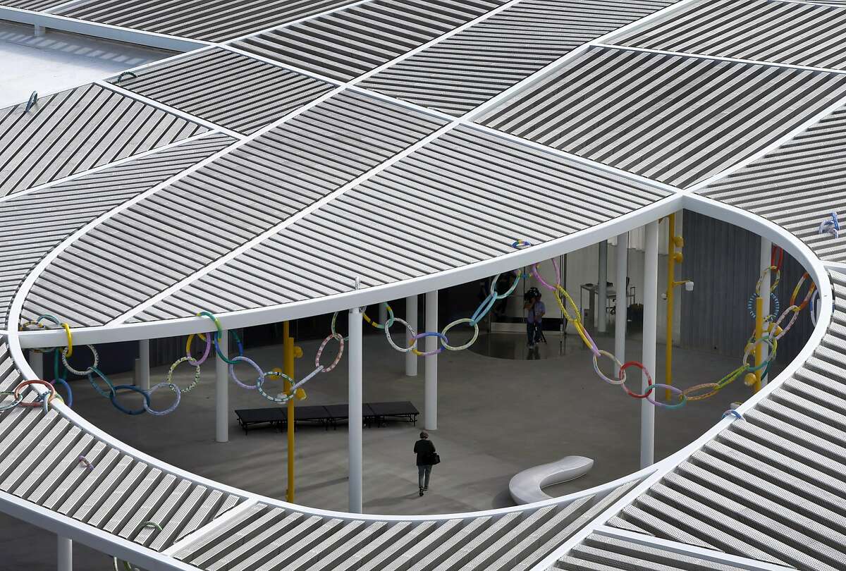 New UC Davis museum puts natural light to striking use