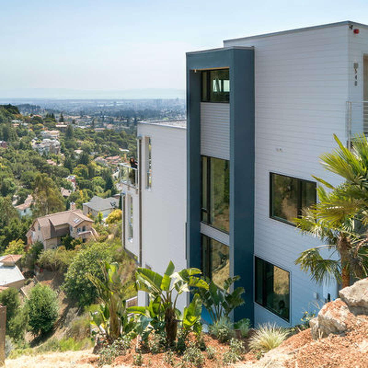 Next-level design As Sunset’s headquarters were relocating to Oakland in late 2015, a group of designers were a few miles away planning the magazine’s 2016 Idea House. Perched in the Claremont Hills bordering Oakland and Berkeley, the home was conceived as a tribute to the Bay Area—its architecture, its quirky character, its spirit of innovation. Facilitated by DFI Properties and Keith Kolker of Landmark Development, architect Robert Nebolon created a five-level, 3,600-square-foot cantilevered home clad in James Hardie siding. To warm up the modern shell, interior designer Lauren Geremia and her team, Emily Ord and Erin O’Brien, mixed ATGStores.com furnishings and paint with vintage items and statement-making pieces by Western artists. The result is a home that feels like a retreat—and offers design ideas around every corner.