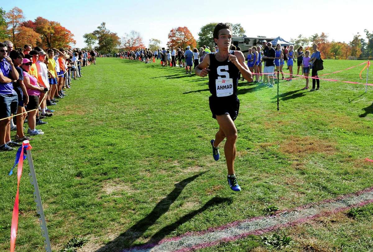 Staples cross country wraps up perfect season with New England title