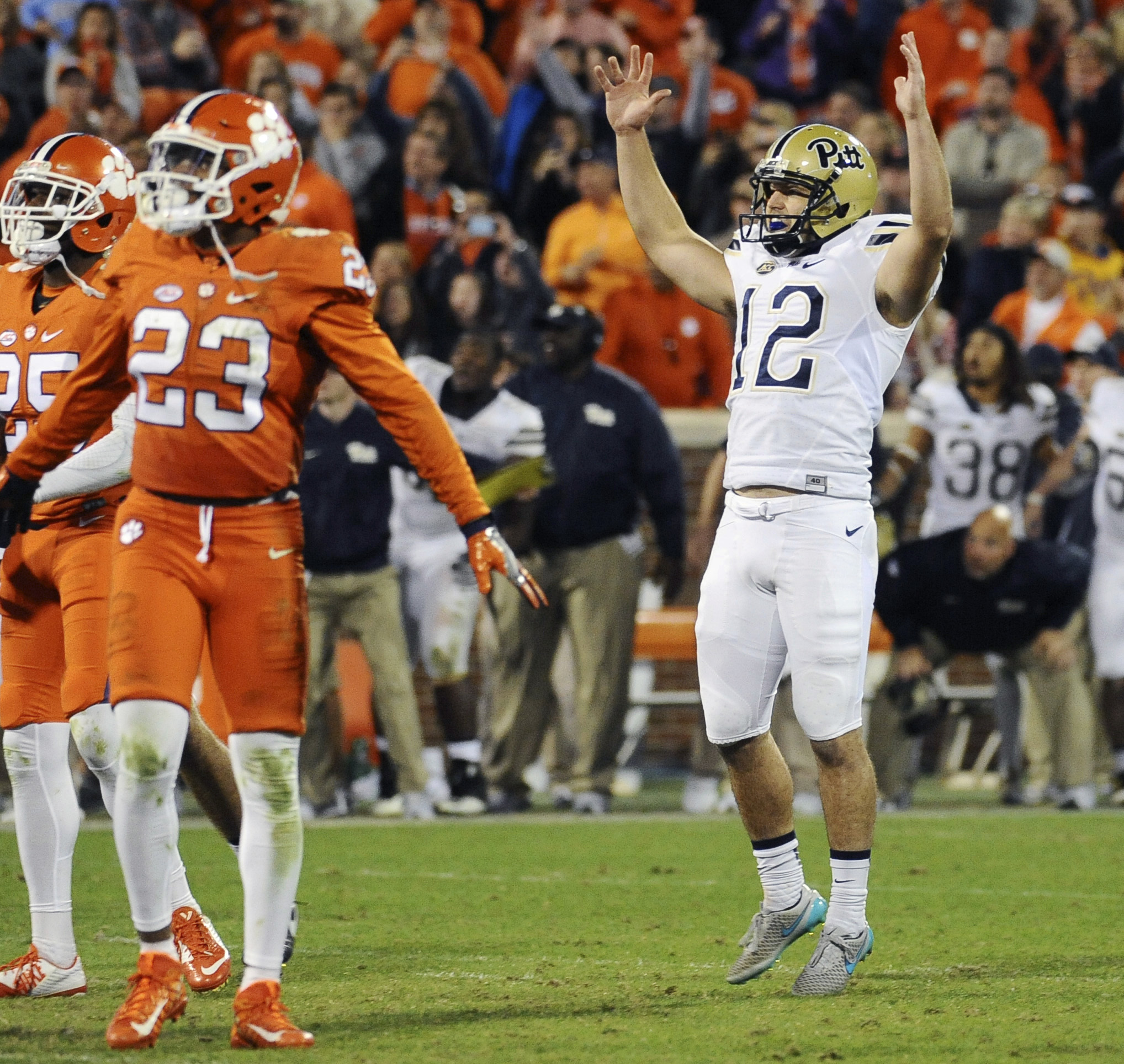 No. 3 Clemson Stunned By Pitt