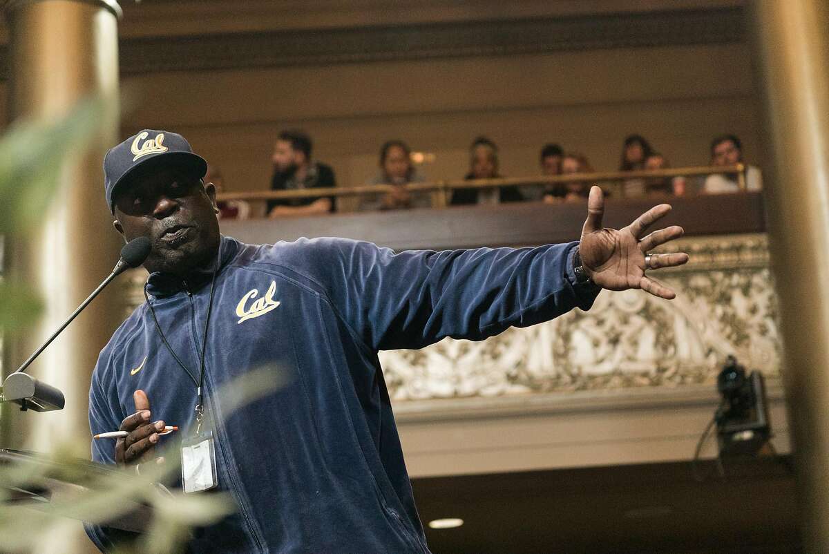 Ron Muhammad speaks during a special meeting about cannabis at Oakland City Hall in Oakland, Calif. on Monday, Nov. 14, 2015. The Oakland City Council held a meeting to hear a handful of proposed cannabis laws including a controversial 25% tax on profits made by cannabis businesses.