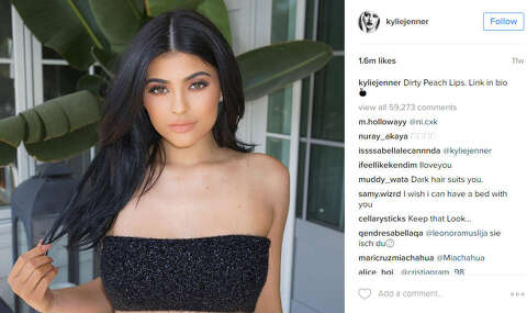 Doppelganger Alert The Web Thinks Kylie Jenner And Harry Potters