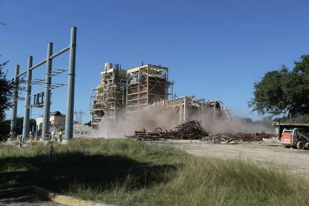 CPS Energy demolishes 62yearold Tuttle power plant