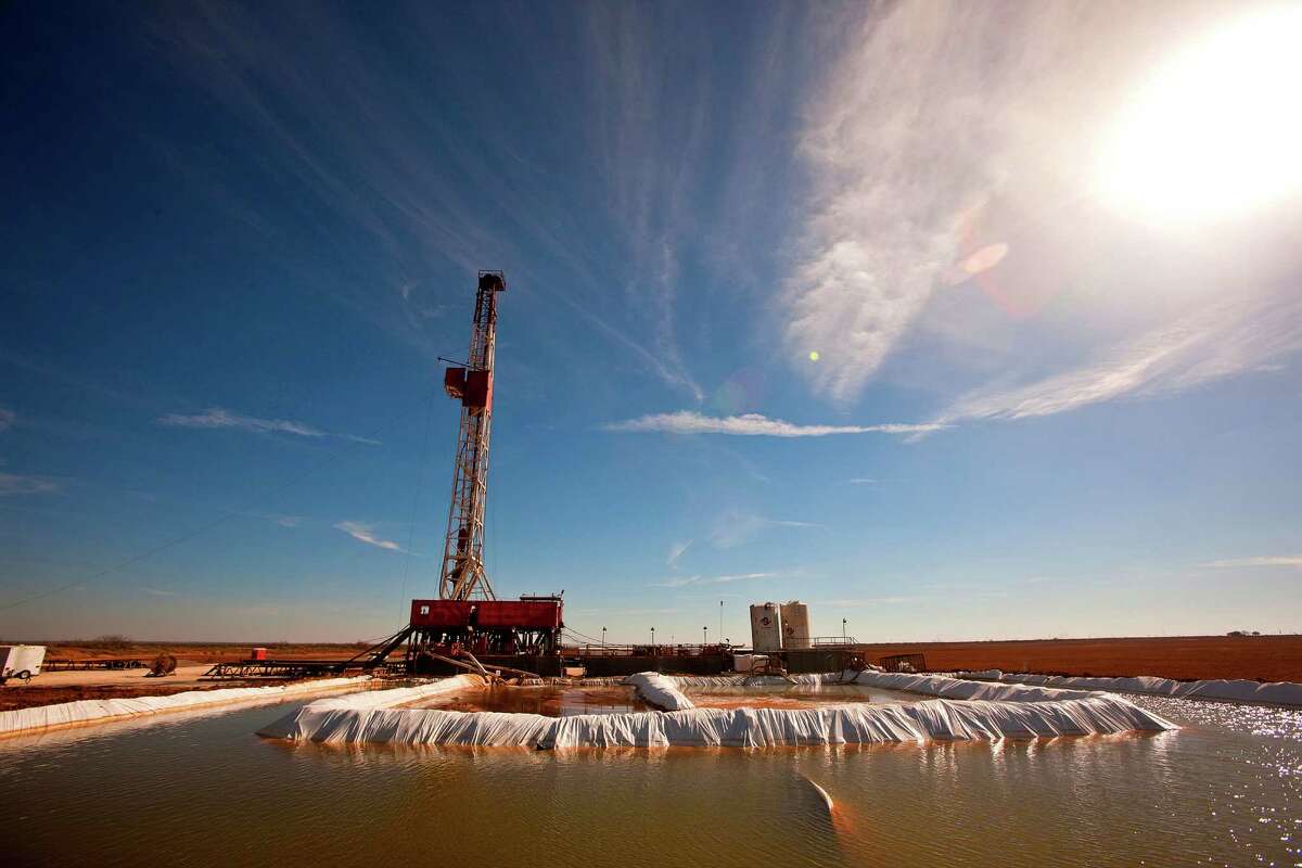 University Lands has awarded a Houston-based joint venture a contract to provide water services to oil and natural gas operations on 167,000 acres of state-owned lands in the Permian Basin of West Texas. 