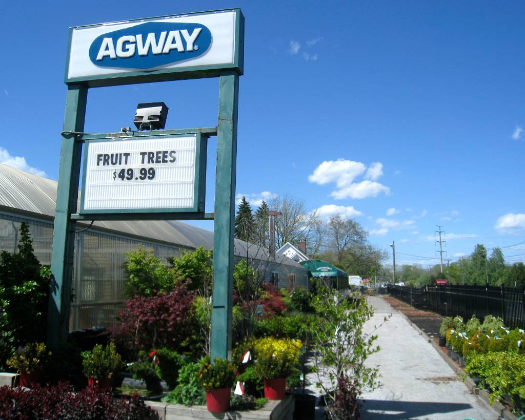 Route 7 Agway to relocate soon