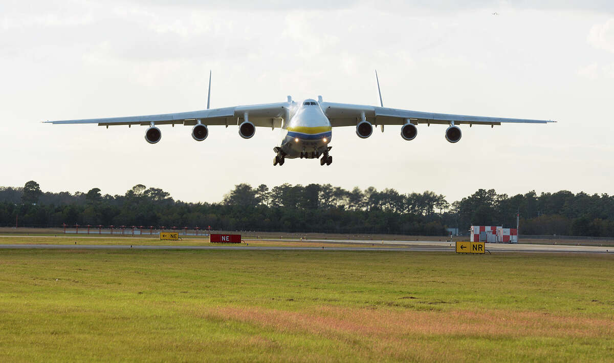 The Antonov An-225 approaches the runway at Bush Intercontinental Airport on Thursday.