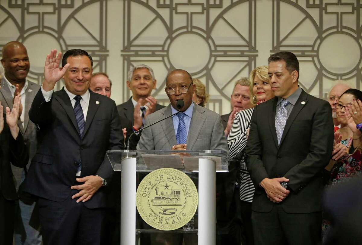 Current Austin Police Chief Art Acevedo (left) is named as the new police chief of the Houston Police Department by mayor Sylvester Turner during a press conference at City Hall Thursday afternoon, Nov. 17, 2016 in Houston. Mayor Turner also named Samuel Pena (right) the new chief of the Houston Fire Department. ( Mark Mulligan / Houston Chronicle )