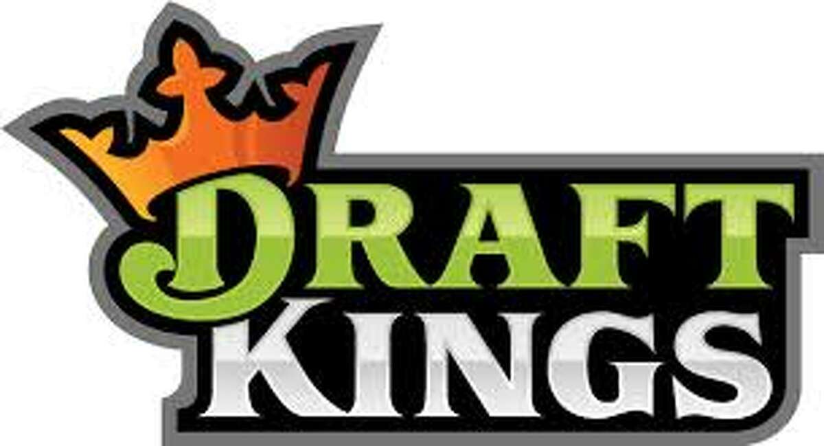 DraftKings or FanDuel? Comparison Of Fantasy Sports, Sports