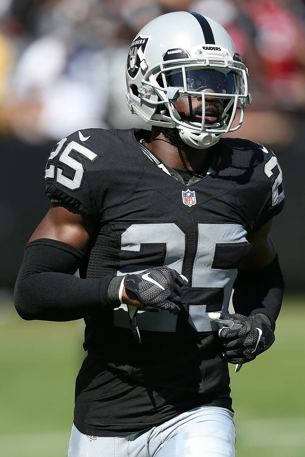 Raiders cornerback Hayden playing well as injury replacement