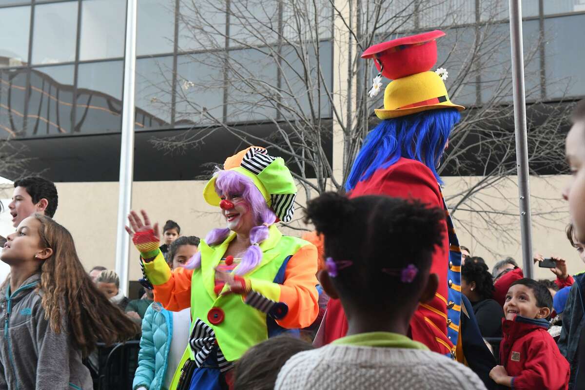 All pumped up Stamford parade inflation party features balloons