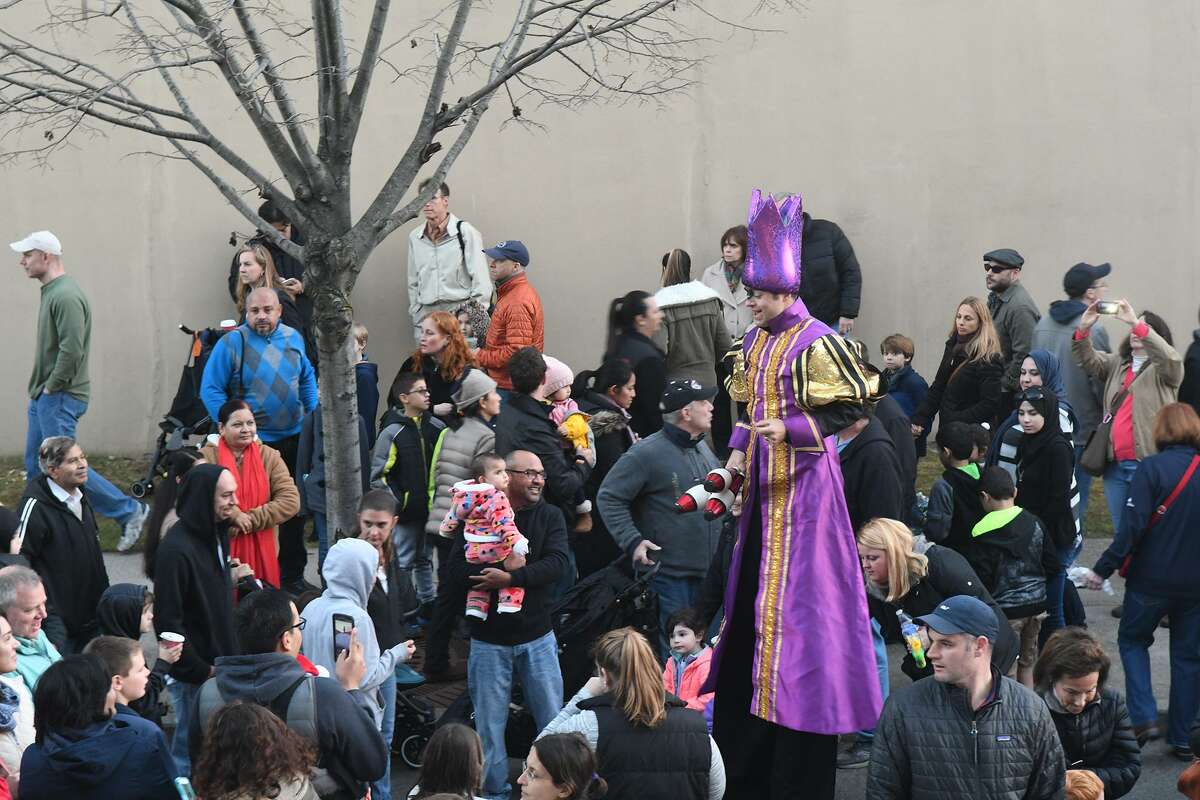 All pumped up Stamford parade inflation party features balloons