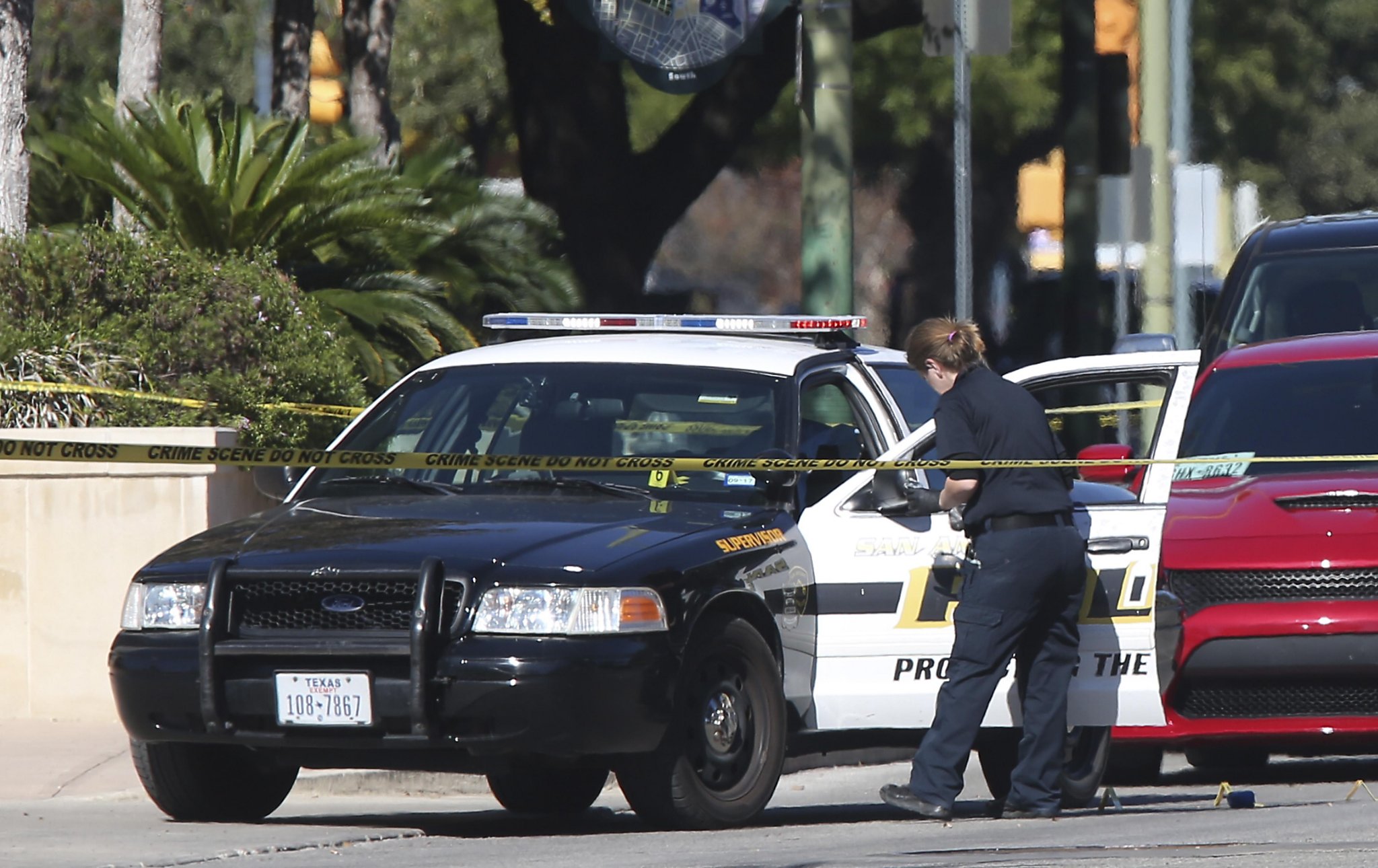 Police officer fatally shot in San Antonio