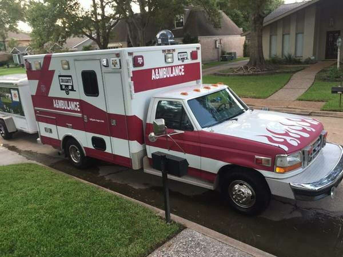 A listing on Craigslist features this 1997 Ford F350 Ambulance that has been transformed into an ultimate tailgating machine.