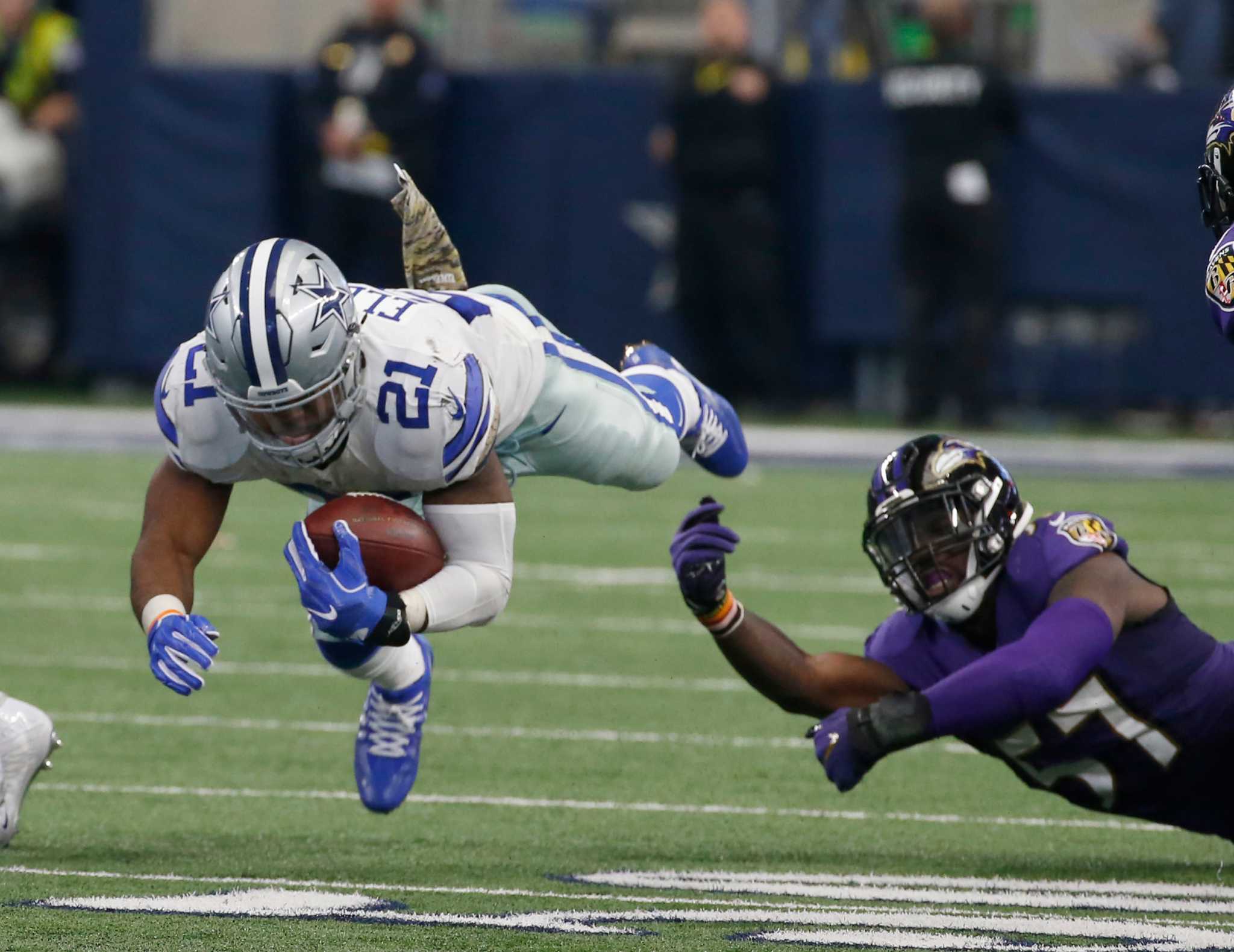 Dallas Cowboys rookie Ezekiel Elliott involved in minor car accident, NFL  News